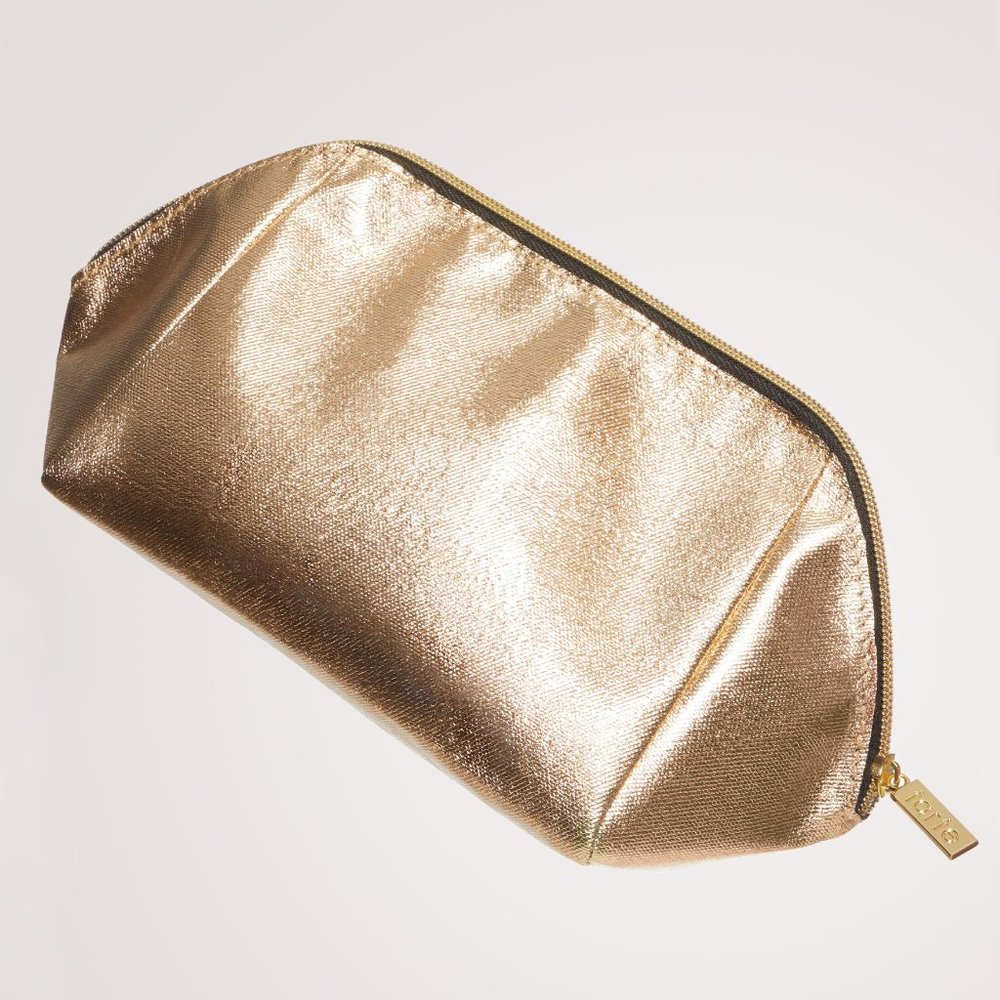 tarte - 24K makeup bag